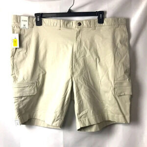 NWT ROWM MEN SZ 46 KHACKI CARGO SHORTS  9” INSEAM